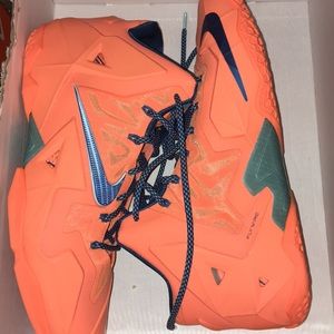 Men’s Nike Lebron XI Atomic Orange